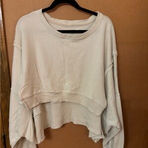 Free People Camden Cropped Sweatshirt in Grey Opal size Medium